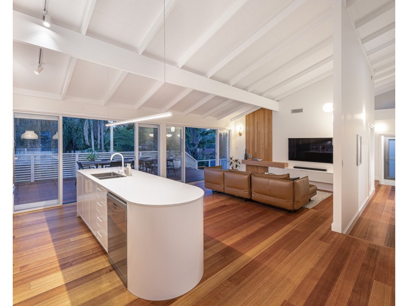 26 Mandalay Street, Fig Tree Pocket QLD 4069