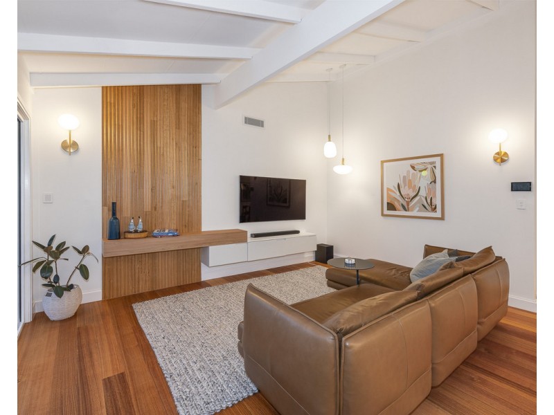 26 Mandalay Street, Fig Tree Pocket QLD 4069