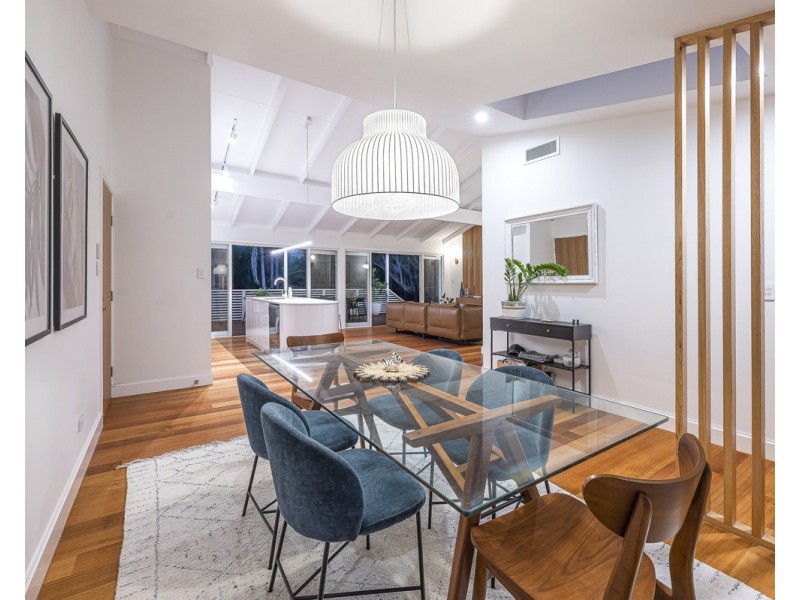 26 Mandalay Street, Fig Tree Pocket QLD 4069