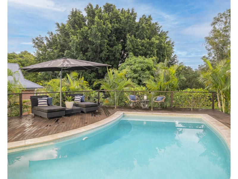 21 Moons Lane, Brookfield QLD 4069