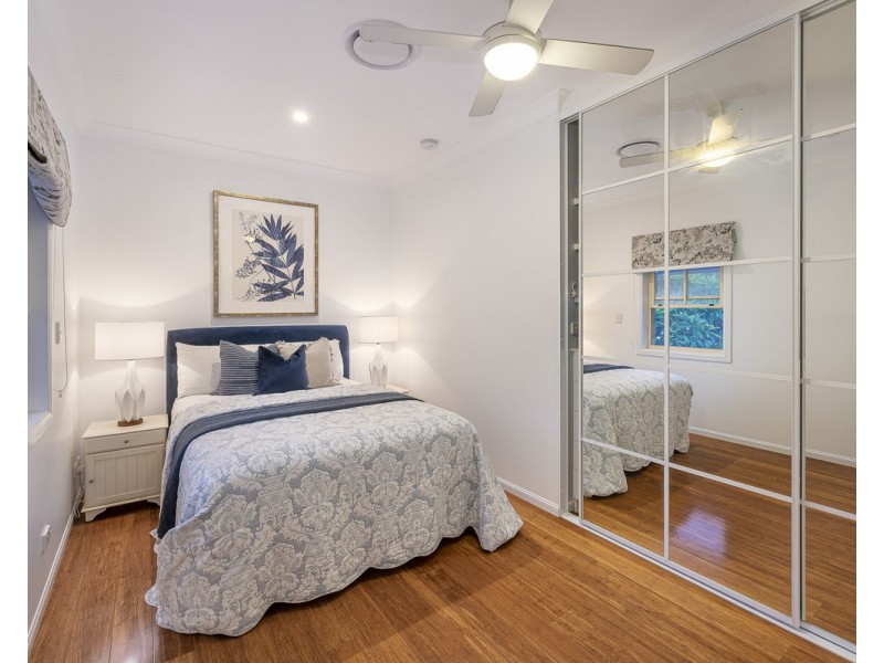 21 Moons Lane, Brookfield QLD 4069