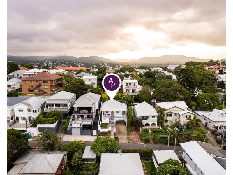 26 Confederate Street, Red Hill QLD 4059