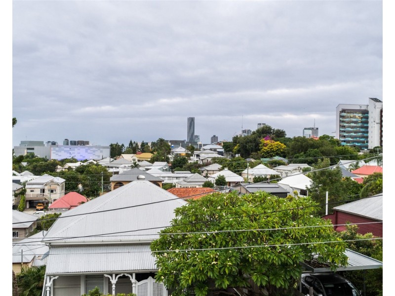 26 Confederate Street, Red Hill QLD 4059