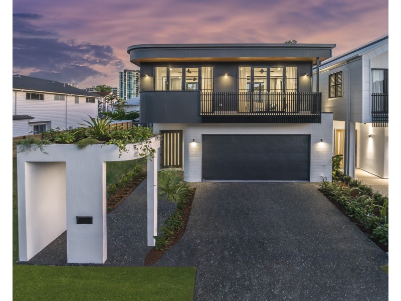 37 Kent Street, Hamilton QLD 4007