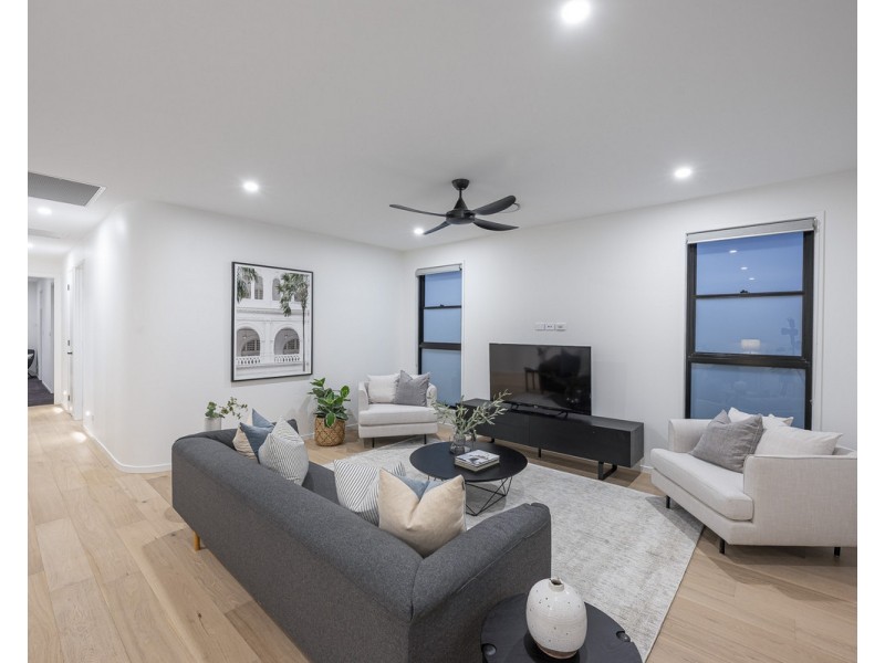 37 Kent Street, Hamilton QLD 4007