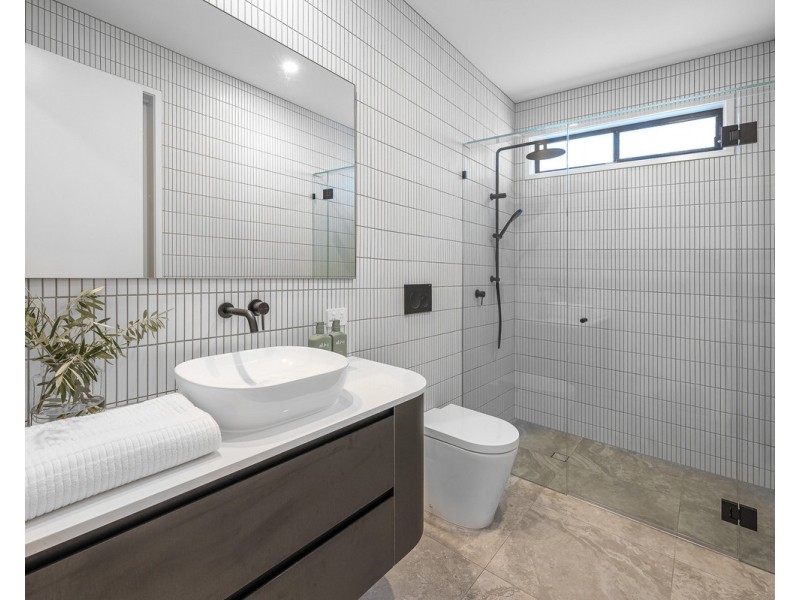 37 Kent Street, Hamilton QLD 4007