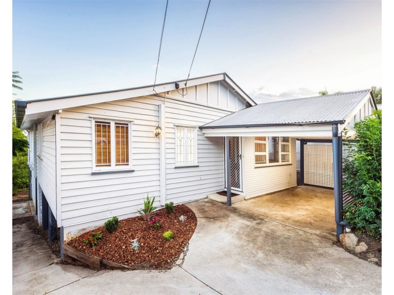 129 Crosby Road, Hamilton QLD 4007