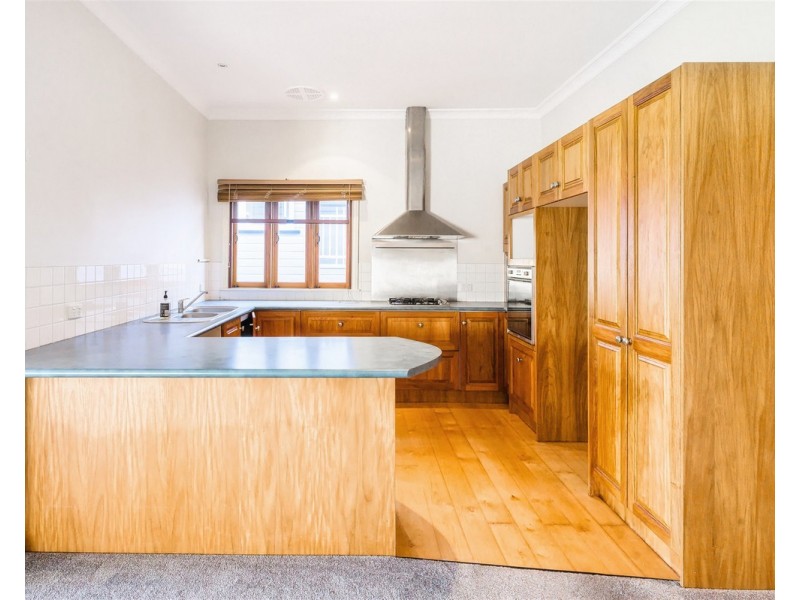 129 Crosby Road, Hamilton QLD 4007