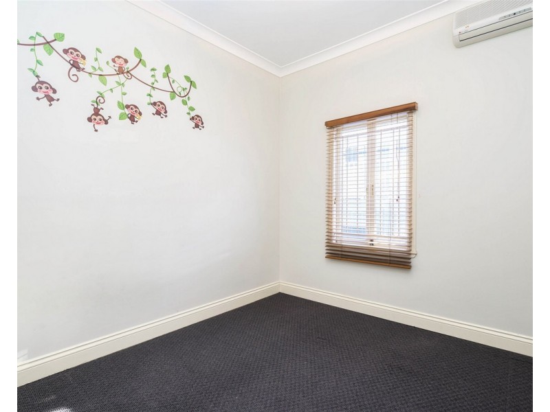 129 Crosby Road, Hamilton QLD 4007