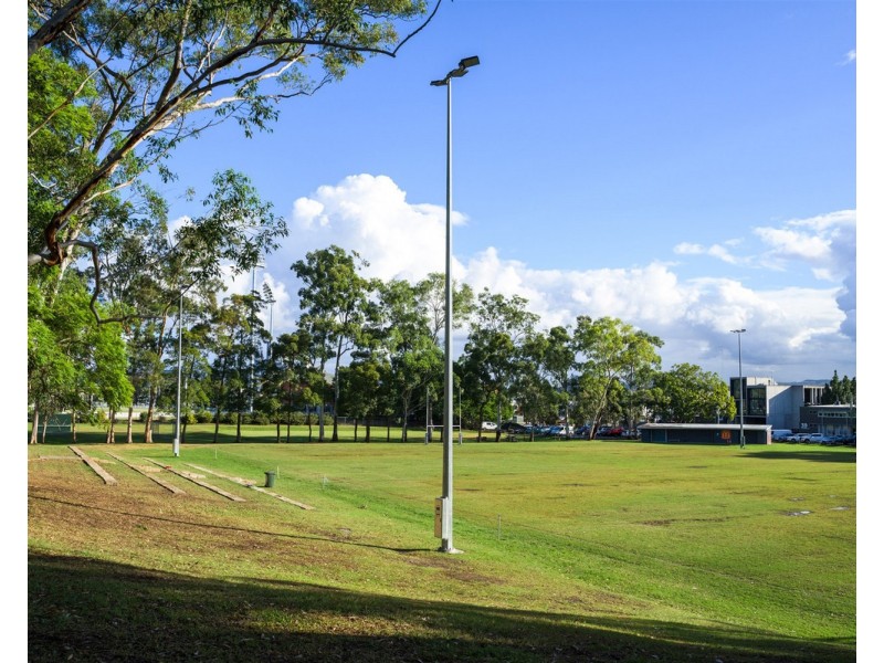 129 Crosby Road, Hamilton QLD 4007