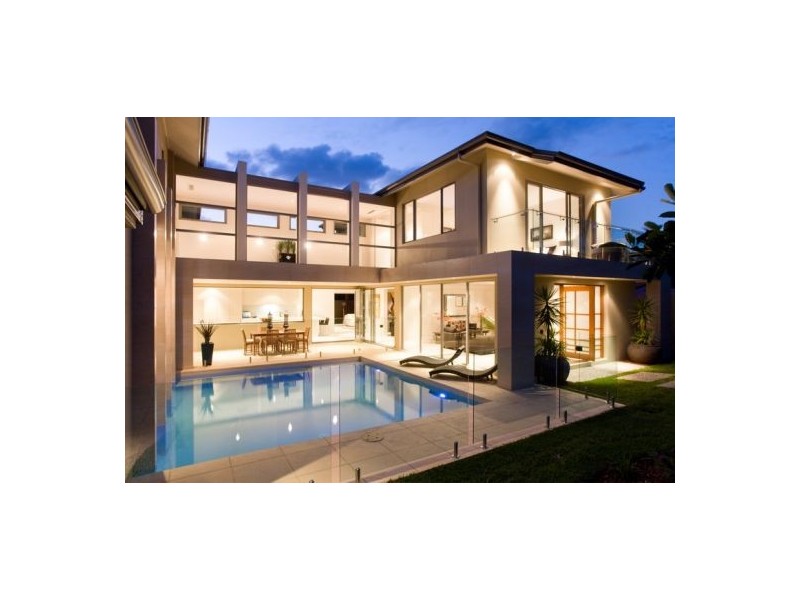 9 Castile Street, Indooroopilly QLD 4068