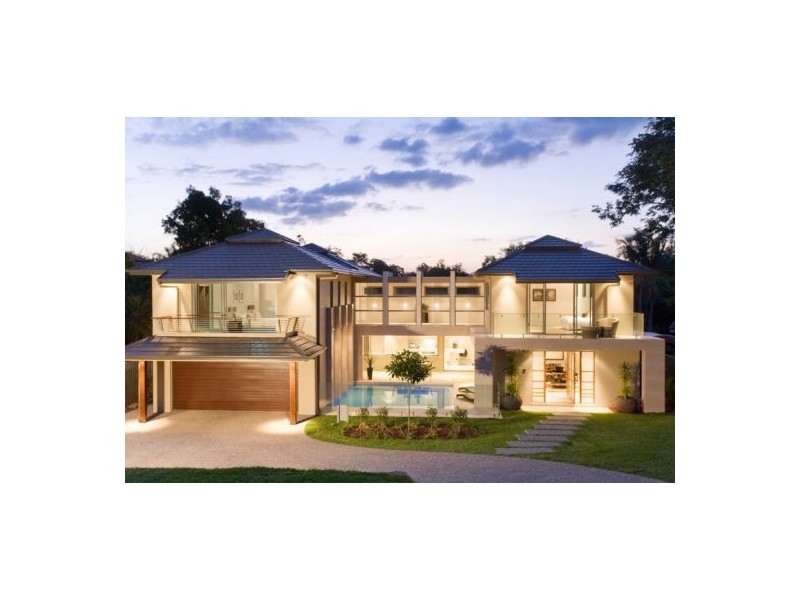 9 Castile Street, Indooroopilly QLD 4068