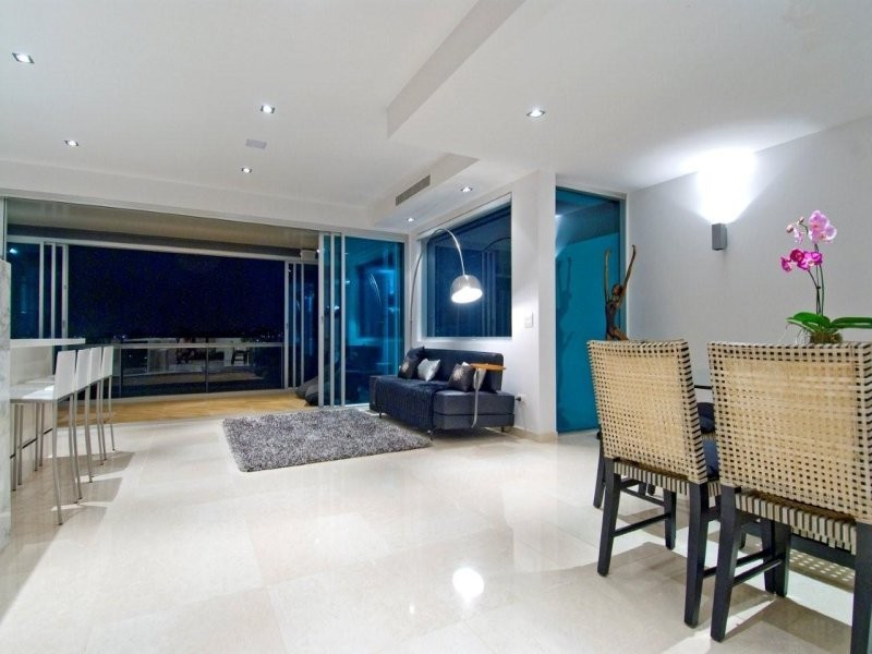 25 Hillside Crescent, Hamilton QLD 4007