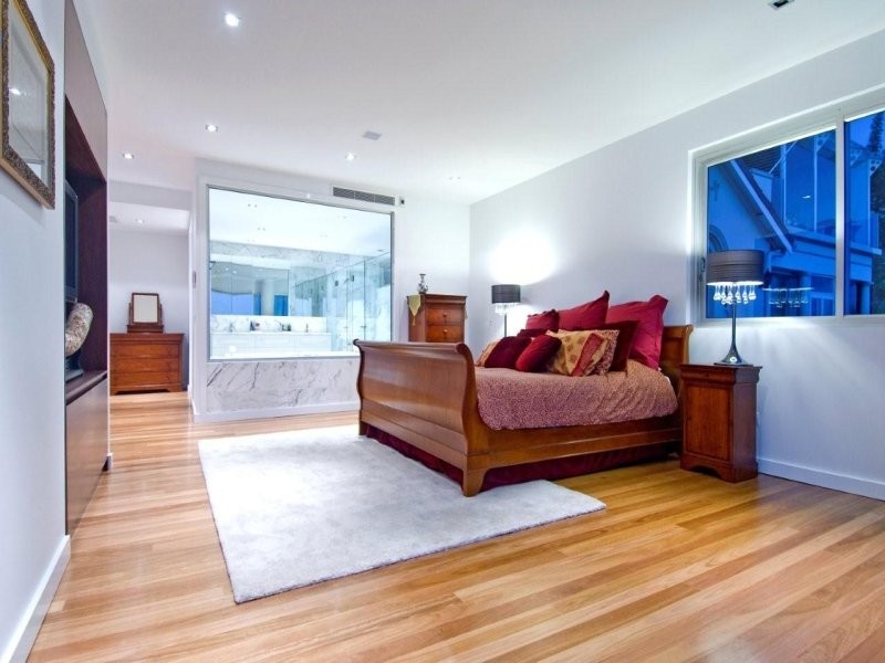 25 Hillside Crescent, Hamilton QLD 4007