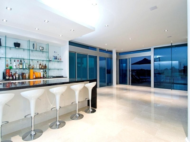 25 Hillside Crescent, Hamilton QLD 4007