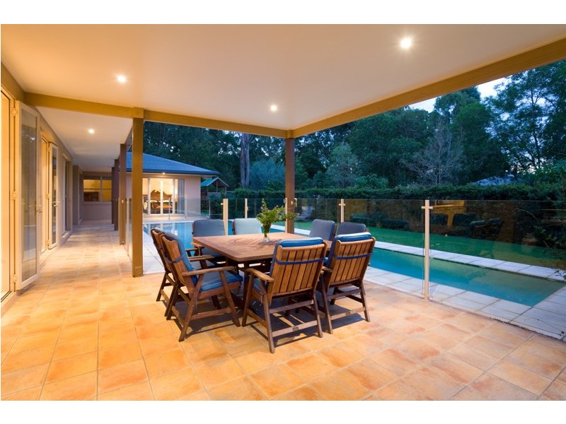 15 Oasis Ct, Fig Tree Pocket QLD 4069