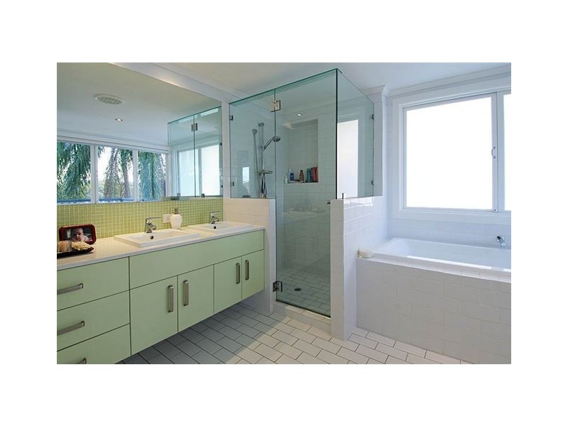 75 Brisbane Corso, Fairfield QLD 4103