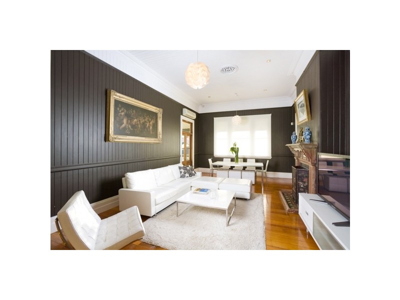 46 Dornoch Tce, West End QLD 4101