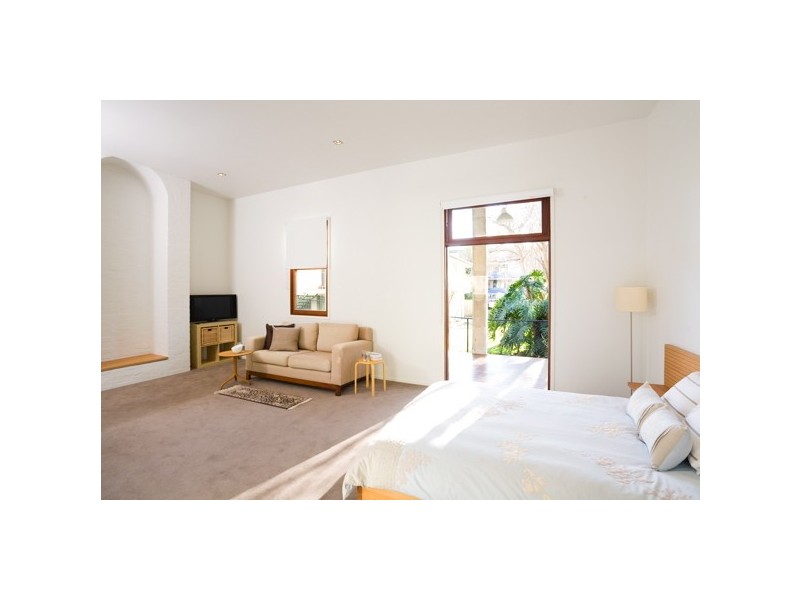 46 Dornoch Tce, West End QLD 4101