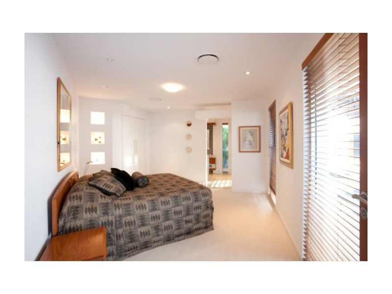 51 Kingfisher Place, Kenmore QLD 4069
