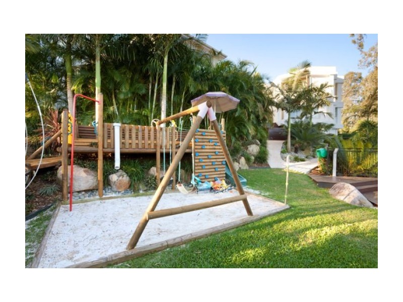 51 Kingfisher Place, Kenmore QLD 4069