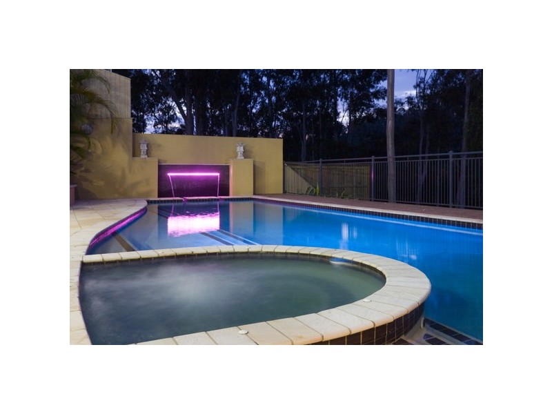 75 Wendouree Cr, Westlake QLD 4074