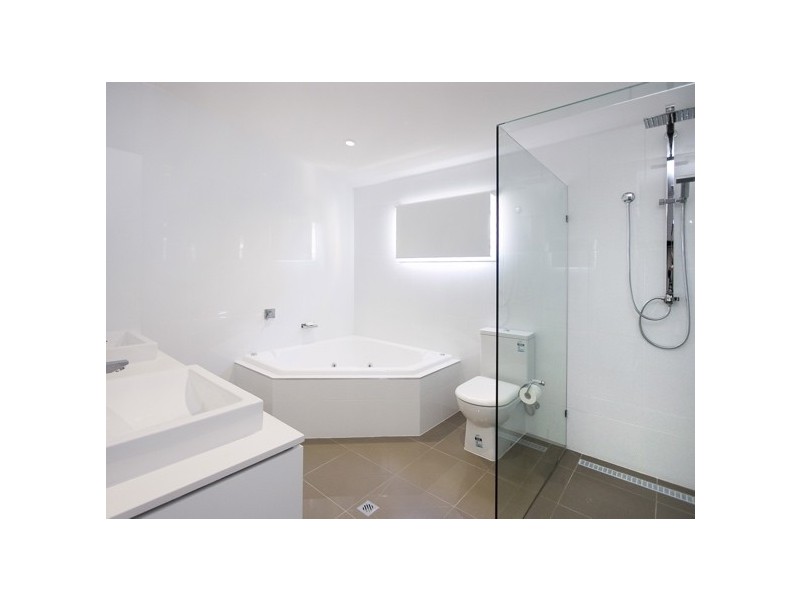 51 Fernberg Rd, Paddington QLD 4064