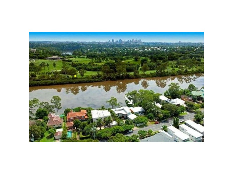 47 King Arthur Tce, Tennyson QLD 4105