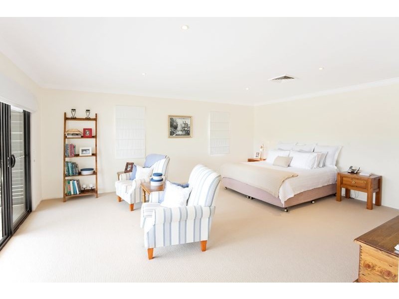 43 Instow Street, Yeronga QLD 4104