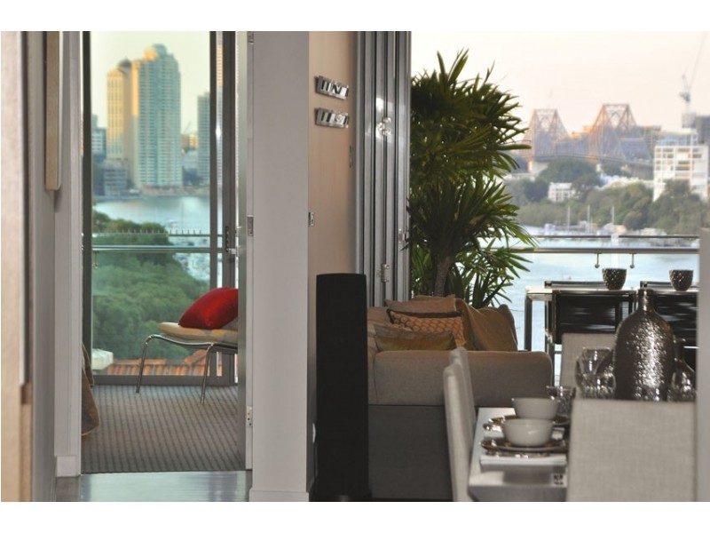 502/33 Ellis Street, Kangaroo Point QLD 4169