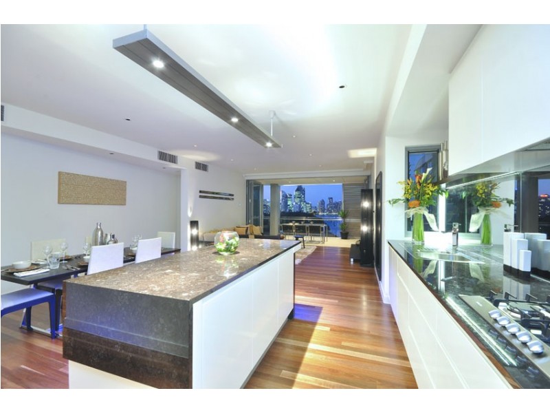 502/33 Ellis Street, Kangaroo Point QLD 4169