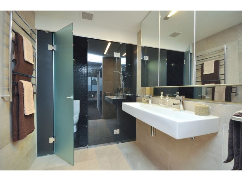 502/33 Ellis Street, Kangaroo Point QLD 4169