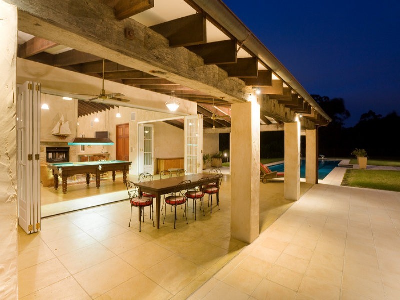 457 Grandview Rd, Pullenvale QLD 4069