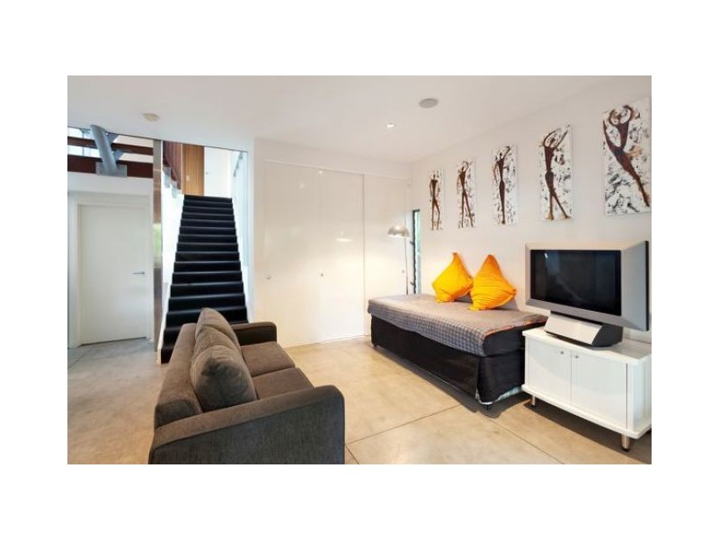 134 Dornoch Tce, Highgate Hill QLD 4101