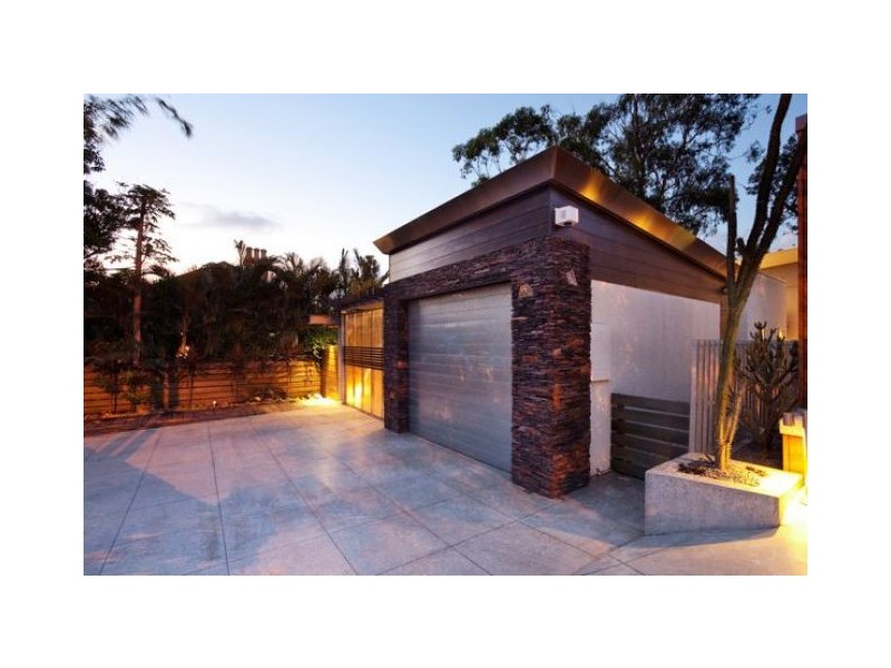 134 Dornoch Tce, Highgate Hill QLD 4101