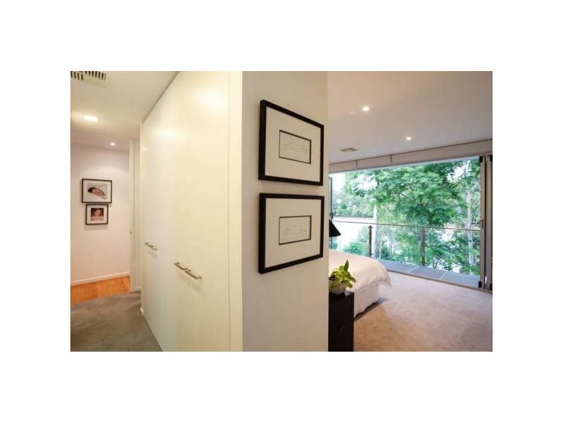 15 Longman Tce, Chelmer QLD 4068