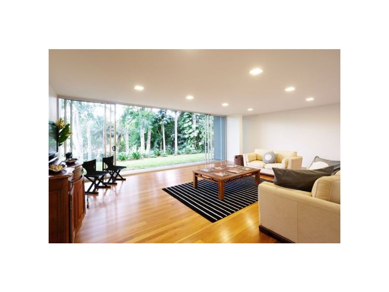 15 Longman Tce, Chelmer QLD 4068