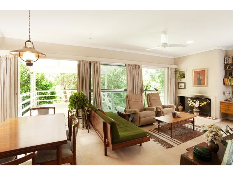 52 Jilba St, Indooroopilly QLD 4068