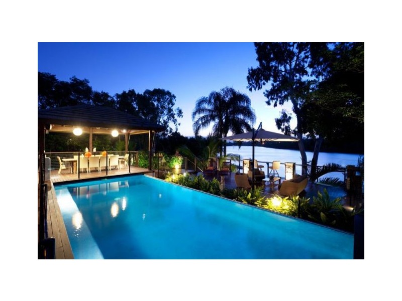 51 Brisbane Cso, Fairfield QLD 4103