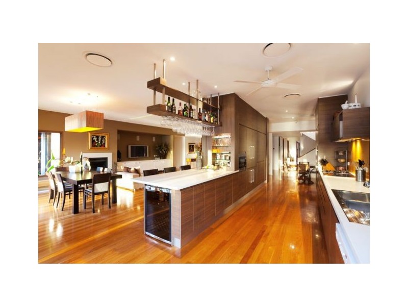 51 Brisbane Cso, Fairfield QLD 4103