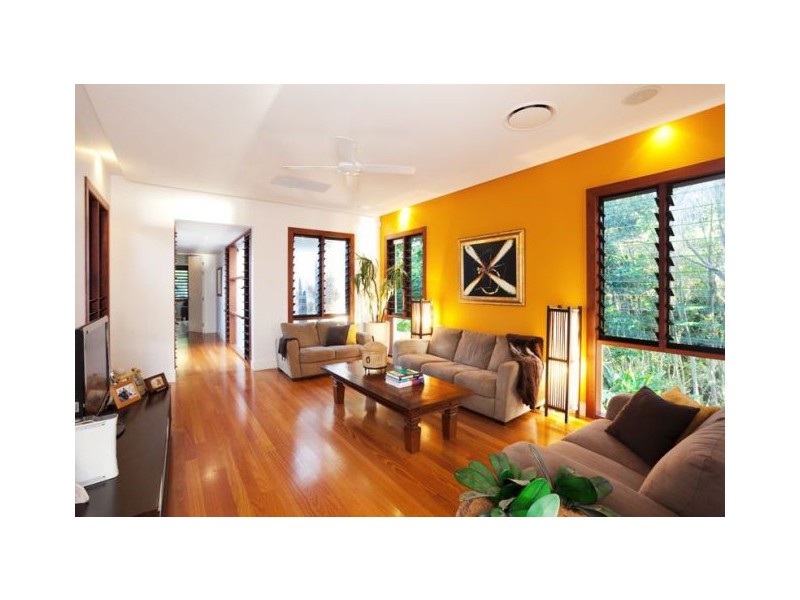 51 Brisbane Cso, Fairfield QLD 4103