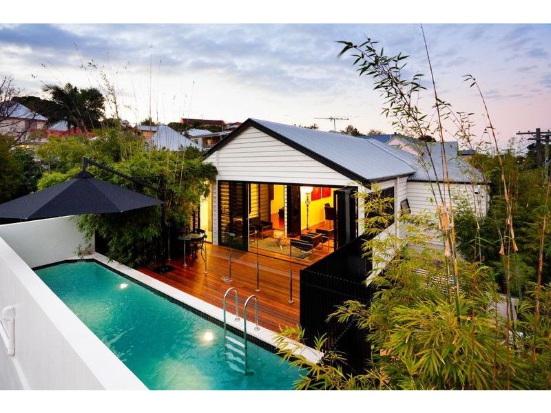 4 Hipwood St, Spring Hill QLD 4000