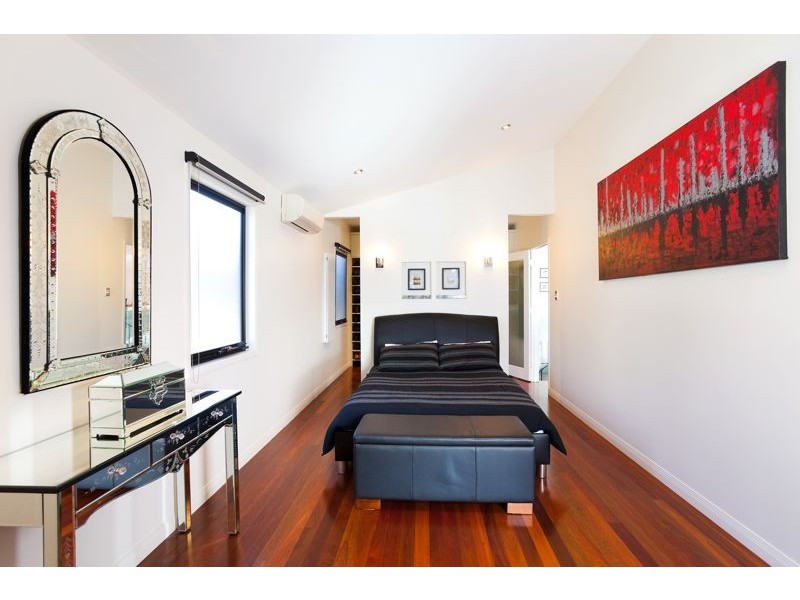 4 Hipwood St, Spring Hill QLD 4000