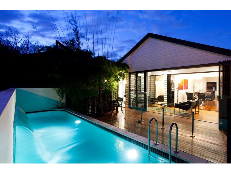 4 Hipwood St, Spring Hill QLD 4000