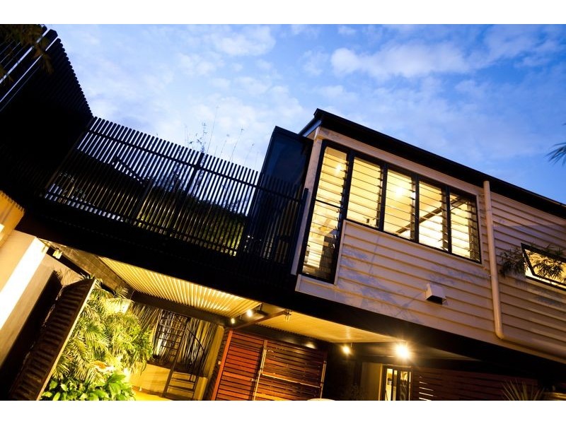 4 Hipwood St, Spring Hill QLD 4000