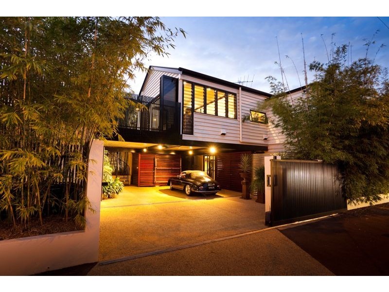 4 Hipwood St, Spring Hill QLD 4000