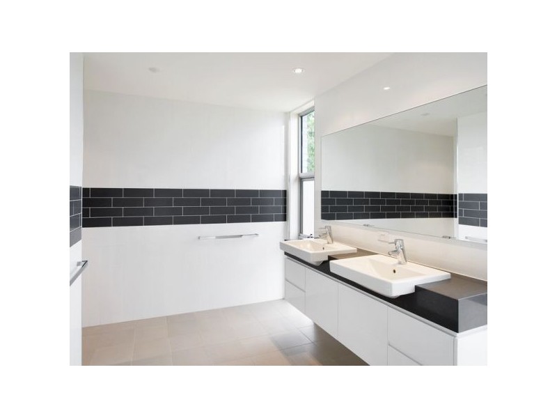 70 Lisk St, Pullenvale QLD 4069