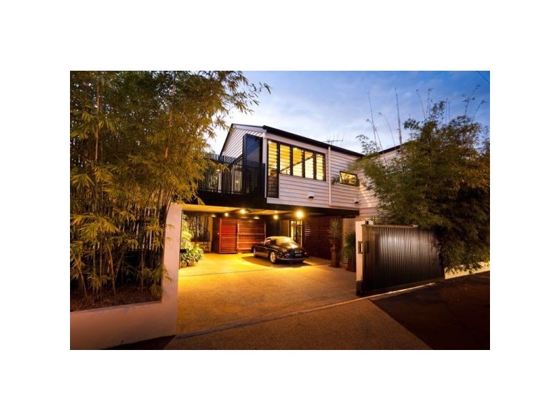 4 Hipwood Street, Spring Hill QLD 4000
