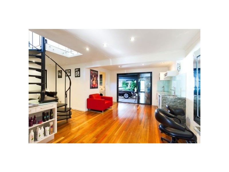 4 Hipwood Street, Spring Hill QLD 4000