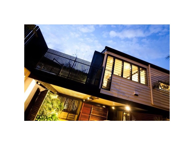 4 Hipwood Street, Spring Hill QLD 4000